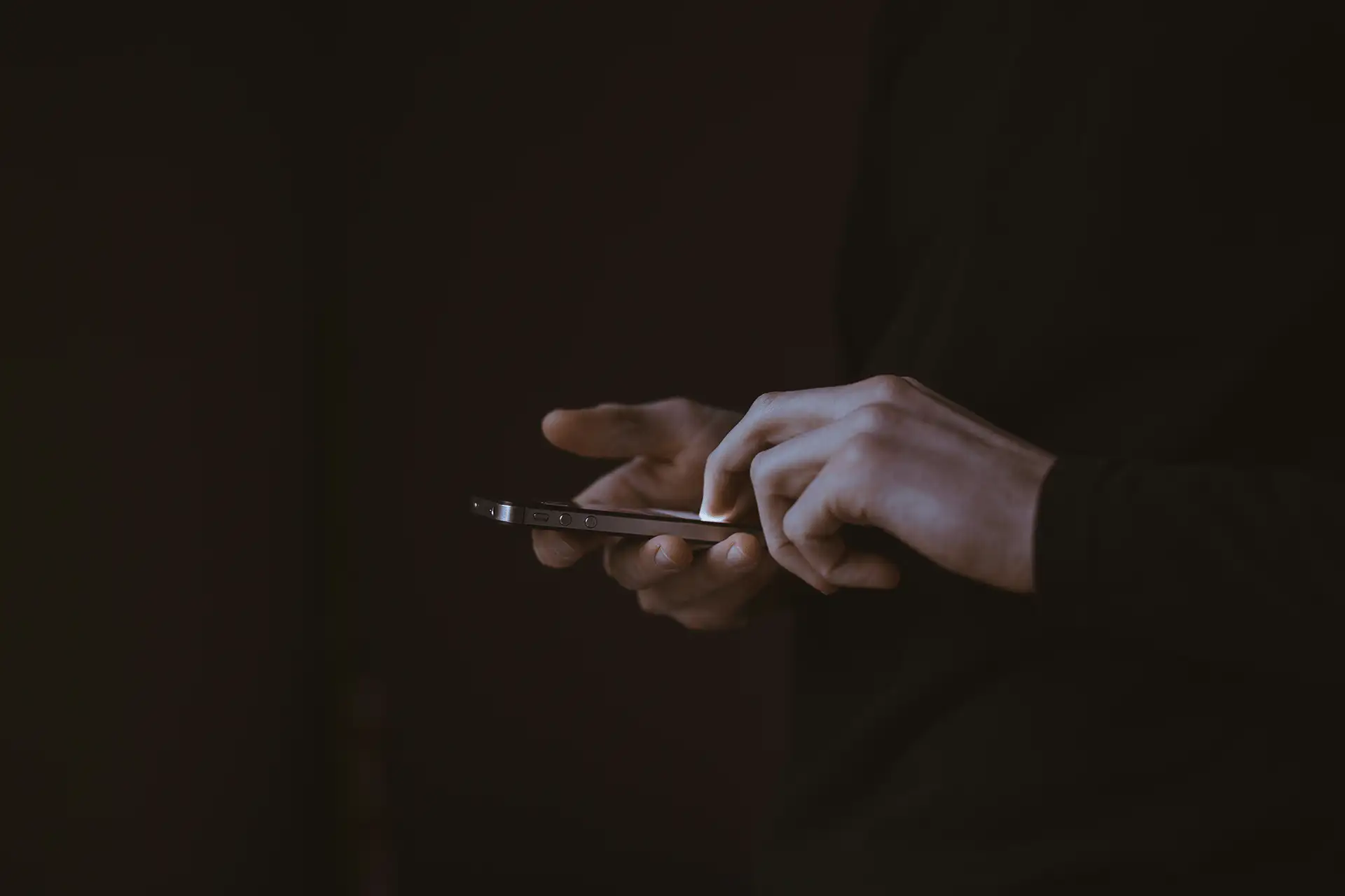 Hand Mobile Phone